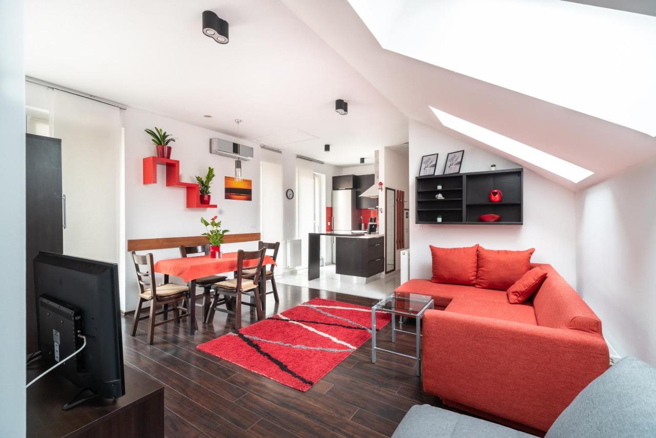 Grand 56 Apartman-เคสเท ภายนอก รูปภาพ